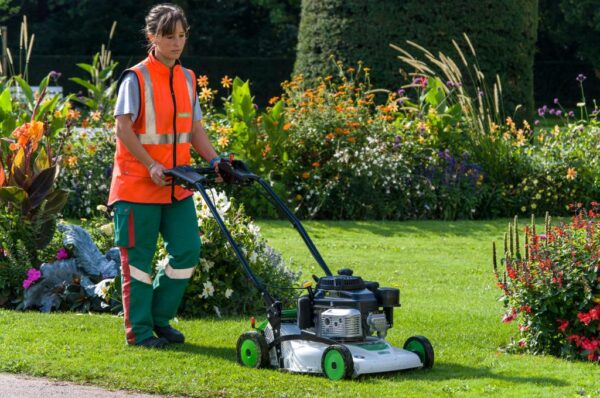 Etesia Pro 46 PKCTM