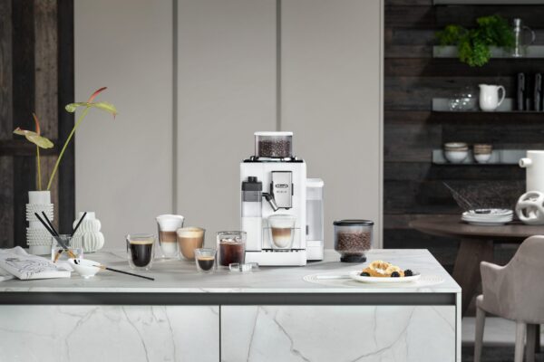 Kaffeevollautomat De’Longhi EXAM440.55.W Rivelia Milk Weiß